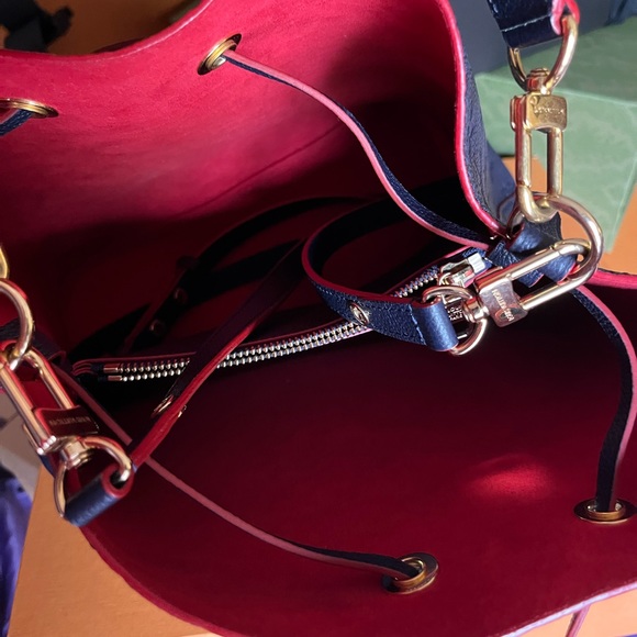 Hand bag - Picture 2 of 6